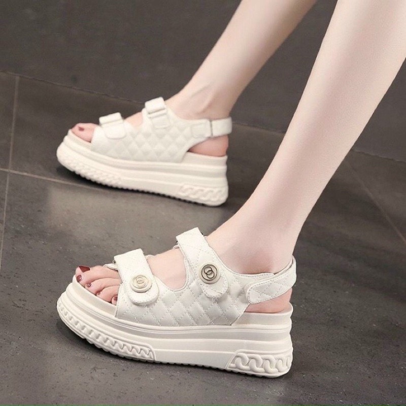 Dép Quai Hậu Đế Bánh Mì Cao 7p Hàng Đẹp Đi Nhẹ Và Cực Êm Chân Tôn Dáng Phối Với Quần Jean Siêu Xinh