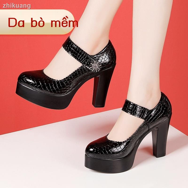 Giày Cao Gót Bằng Da Mềm Đế Dày Chống Nước Có Khóa Cài Cho Nữ