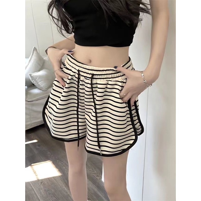 Jiashucheng Quần Short Thể Thao Lưng Thun Ống Rộng Họa Tiết Kẻ Sọc Thời Trang Mùa Hè Phong Cách Hàn Quốc Mới Cho Nữ