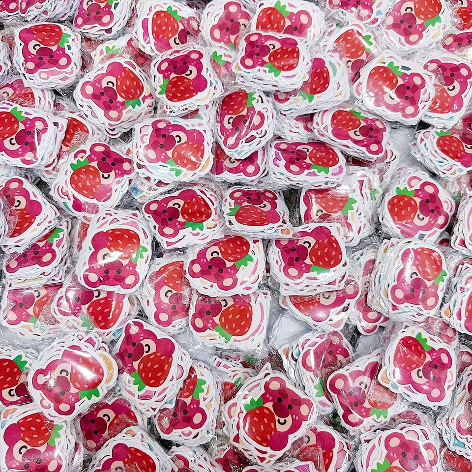 Set sticker, hình dán gấu dâu 50 tấm chống thấm nước