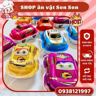 Ô tô socola kèm đồ chơi, bánh quy viên chấm kem socola - Son Son