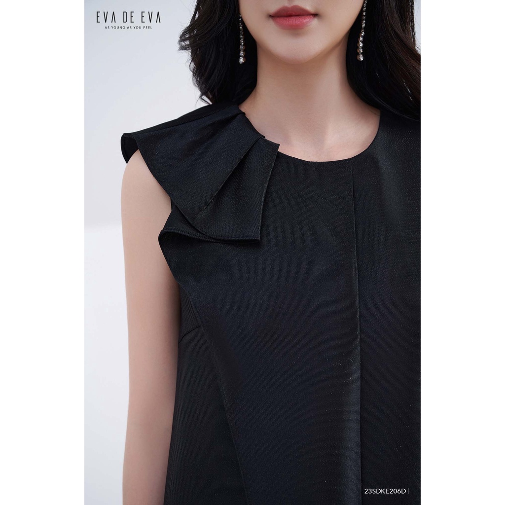 Đầm tafta đen, sát nách dáng A Eva de Eva 23SDKE206D