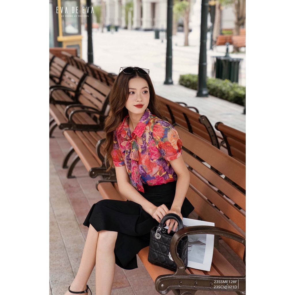 Chân váy ngang gối dáng ôm, thiết kế cách điệu Eva de Eva 23SCVE021D