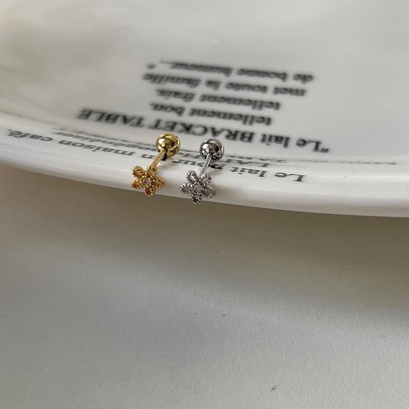 Khuyên tai hoa nạm đá chốt bi vặn