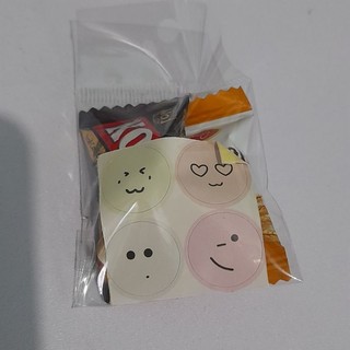 [ QUÀ TẶNG ] Sticker quà tặng cho khách