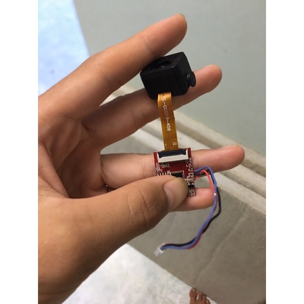 Camera của e99pro, bị mất dây ăng ten,vẫn sử dụng được