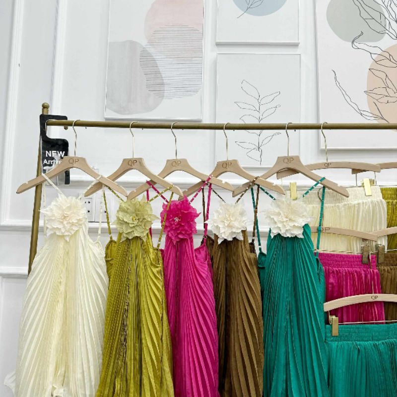 Sét tơ yếm dây ngọc hoa ngực