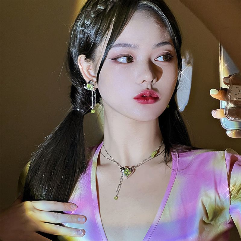 Set Vòng cổ Và Đôi Khuyên Tai Kim Loại Đính Đá Zircon Xanh Lá Dạ Quang Thời Trang Cho Nữ