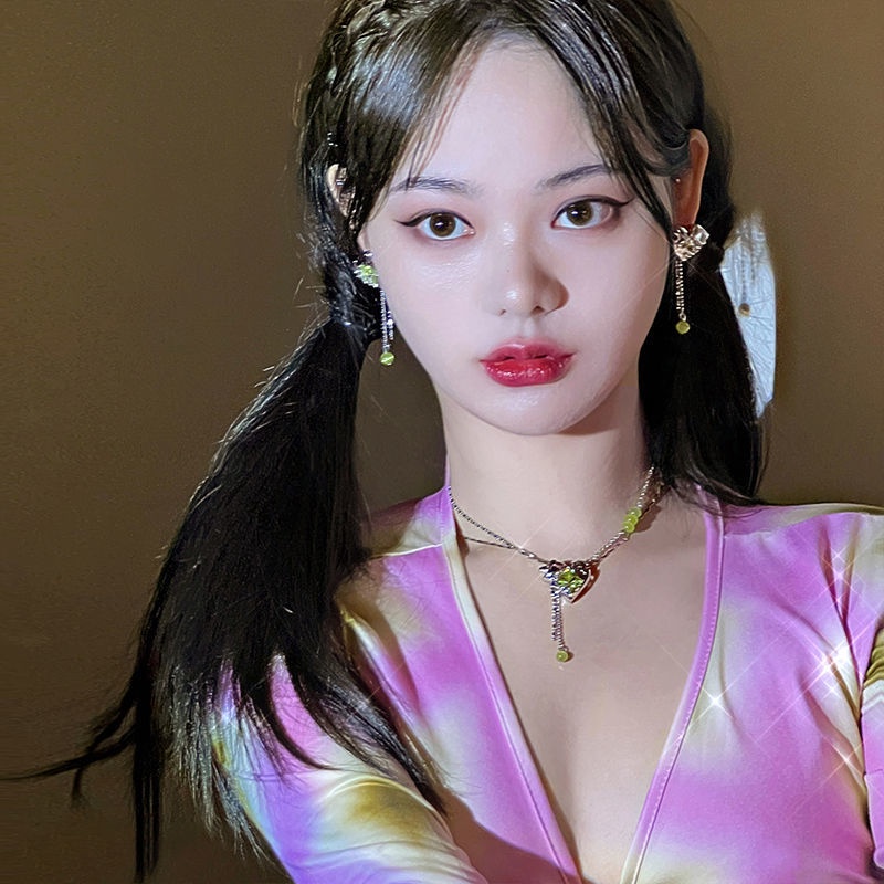 Set Vòng cổ Và Đôi Khuyên Tai Kim Loại Đính Đá Zircon Xanh Lá Dạ Quang Thời Trang Cho Nữ