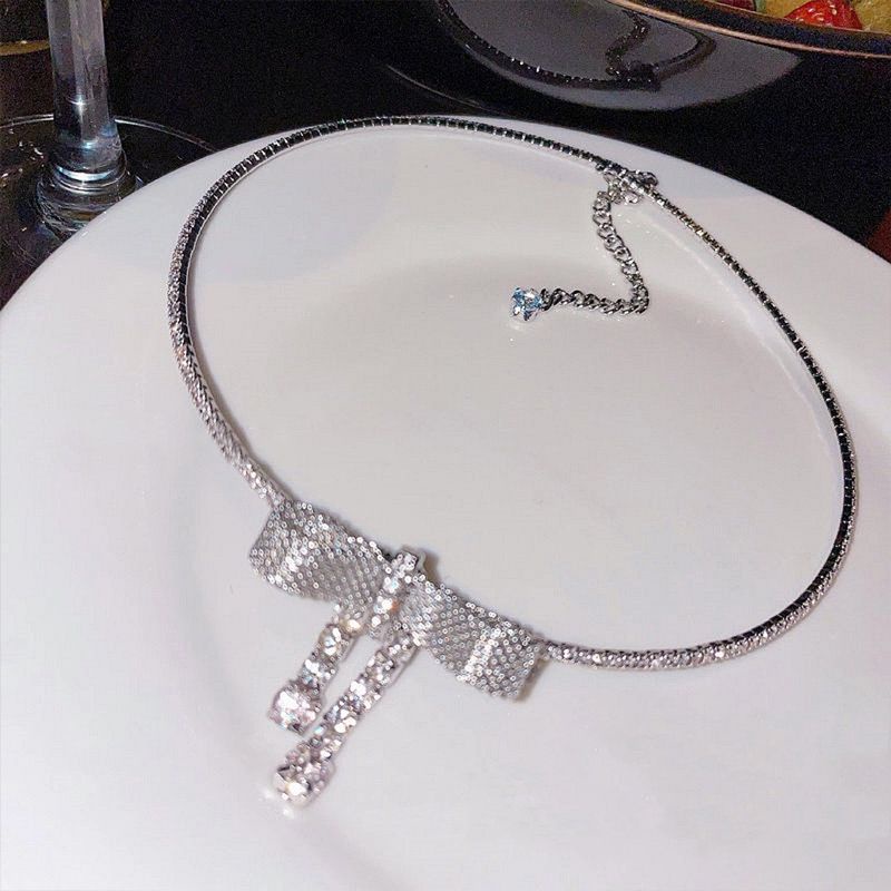 Dây Chuyền Mặt Hình Con Gái Giàu Có! Atmospheric Vòng Cổ choker Đính Đá Kiểu Dáng Tinh Tế Và Thời Trang