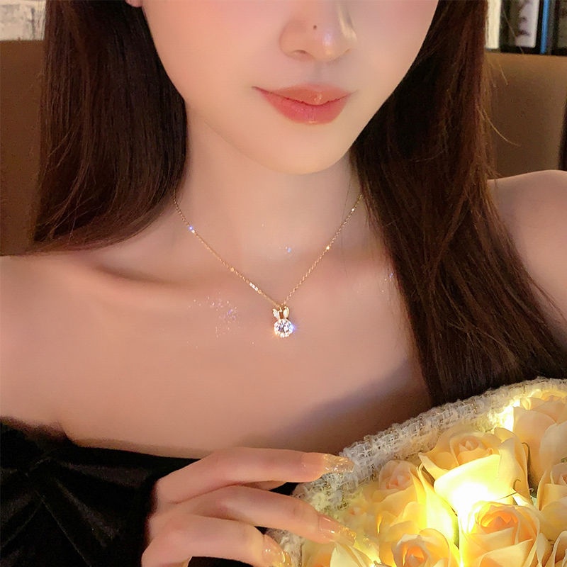 Vòng cổ Mặt Hình Thỏ Năm Mới 2023 Có Thể Xoay Sang Trọng Cho Nữ Se