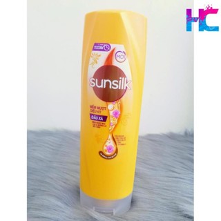 Dầu xả Sunsilk Vàng - Chai 320g - Giúp tóc siêu mềm mượt