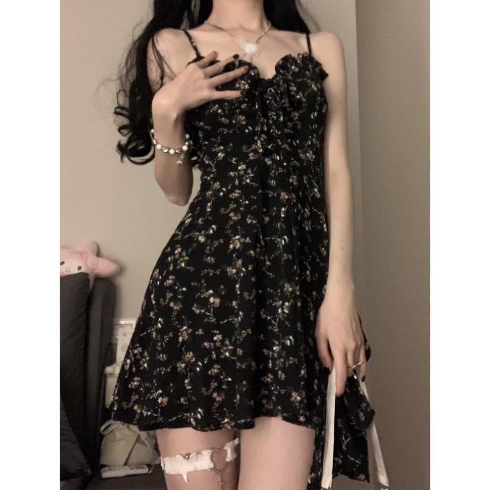 Váy Lệch Tà 2 Dây Hoa Nhí HAUTE Màu Đen Sexy Thiết Kế Cá Tính Hàng Cao Cấp - Đầm Ngắn 2 Dây Hoa Siêu Nữ Tính