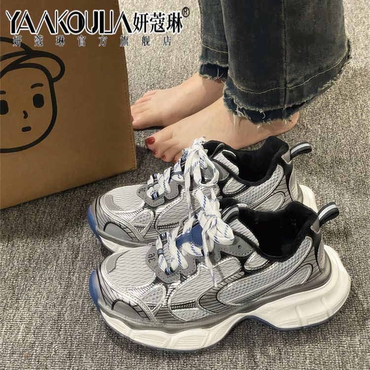 Giày Thể Thao Cột Dây Đế Dày Tăng Chiều Cao Phong Cách Retro Cho Nữ