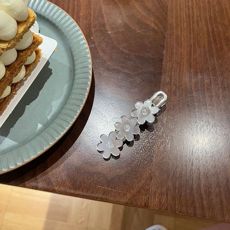 Kẹp Tóc Hình Hoa Nhỏ Bằng acrylic Đính Ngọc Trai Phong Cách Nhật Bản Và Hàn Quốc