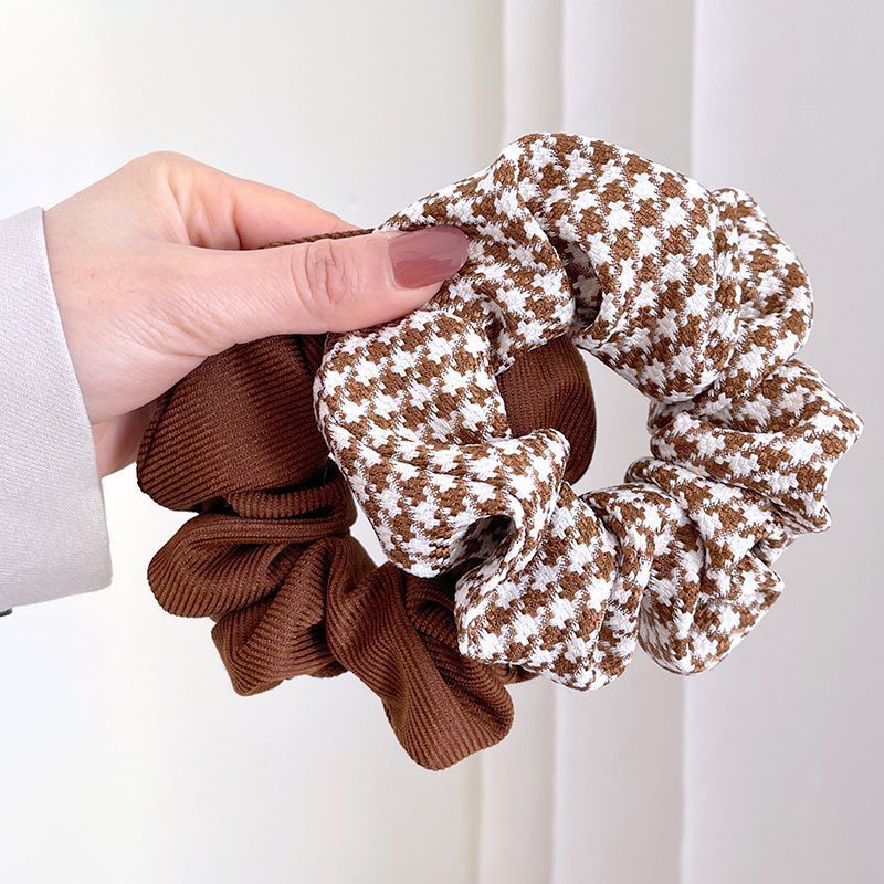 Dây Cột Tóc Bọc Vải Họa Tiết Quả Cầu Lông Xù Cỡ Lớn Thanh Lịch Và Dịu Dàng Dành Cho Bạn Nữ