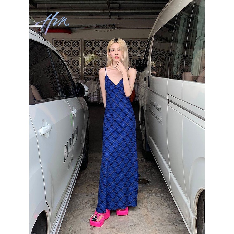 Đầm Hai Dây Cổ Chữ v Xẻ Tà Họa Tiết Ca Rô Thời Trang Dành Cho Nữ