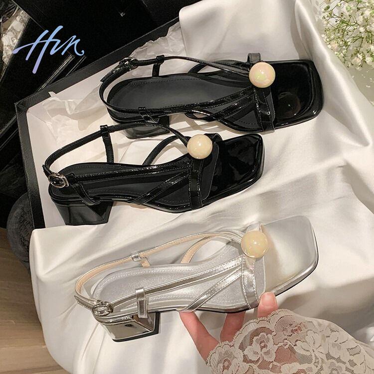 Sandal Hở Ngón Gót Dày Mũi Vuông Màu Đen Đính Hạt Ngọc Thời Trang Mùa Hè 2023