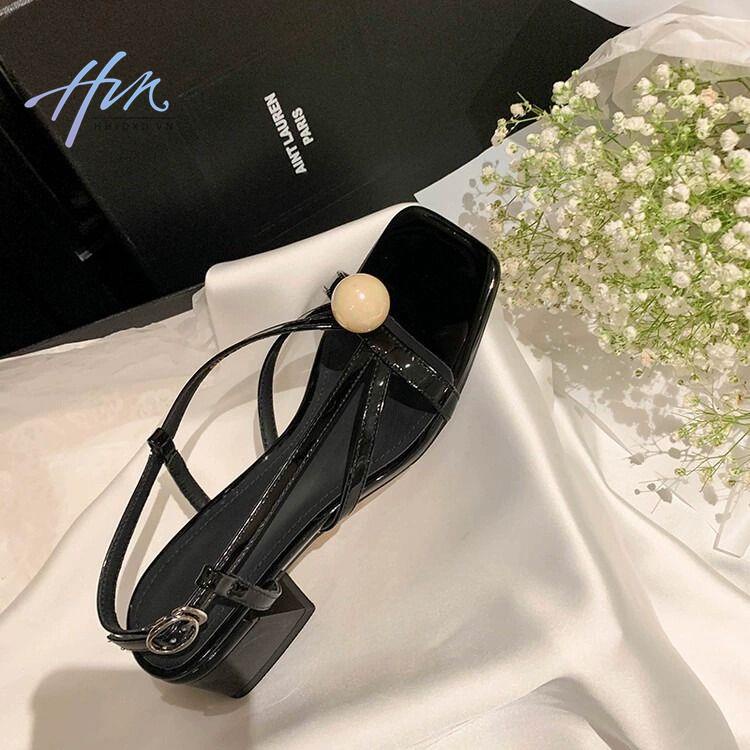 Sandal Hở Ngón Gót Dày Mũi Vuông Màu Đen Đính Hạt Ngọc Thời Trang Mùa Hè 2023