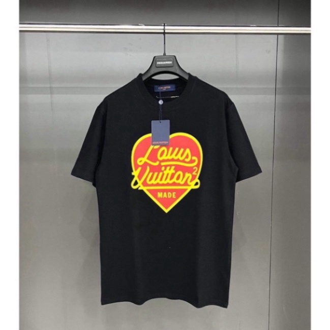 ABC66 Áo thun nam nữ Louis Vuitton trái tim cổ tròn. Áo Phông LV Trái Tim Siêu Hot Thiết kế đẹp mắt trẻ trung năng động.