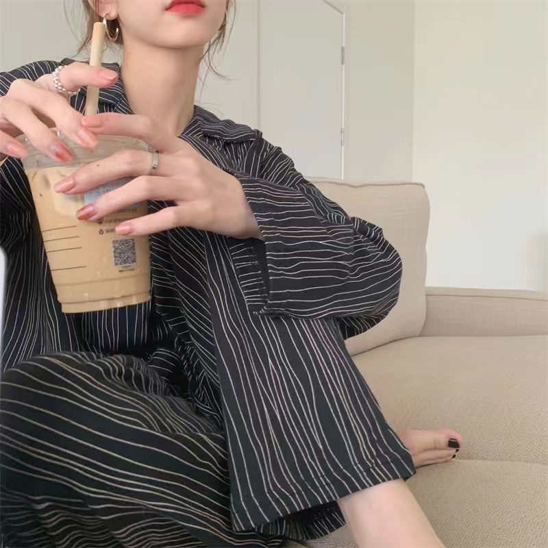 Bộ Đồ Ngủ Màu Đen In Họa Tiết Ngựa Vằn Thời Trang Xuân Thu Cho Nữ