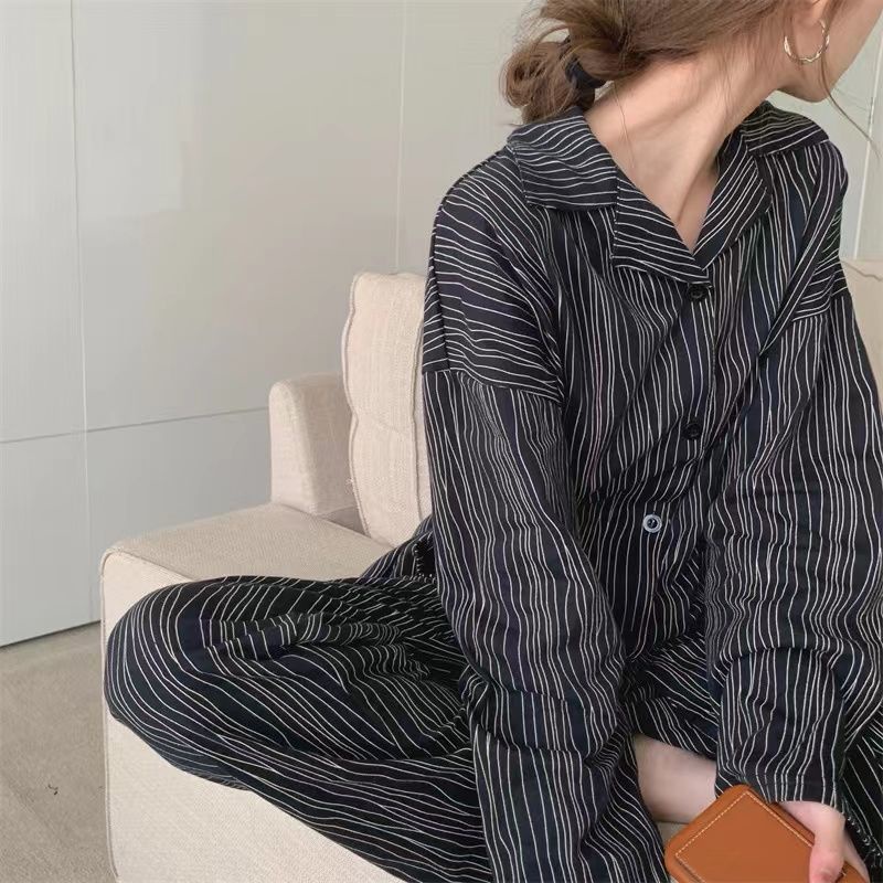 Bộ Đồ Ngủ Màu Đen In Họa Tiết Ngựa Vằn Thời Trang Xuân Thu Cho Nữ