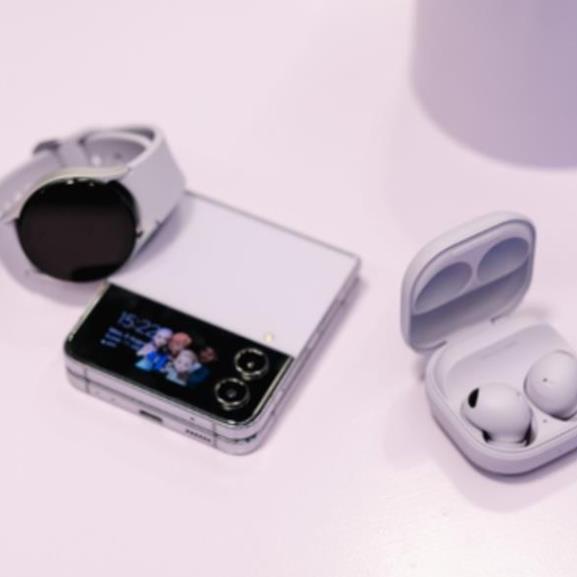 Điện thoại Samsung Z Flip4 bộ nhớ 256GB - Chính hãng giá rẻ Full Màu - Bảo hành 1 đổi 1 trong 12 tháng HIT