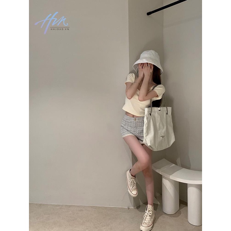 Áo Thun Cổ Chữ U Dáng Ôm Ngắn Hai Màu Sắc Đơn Giản Dễ Phối Đồ