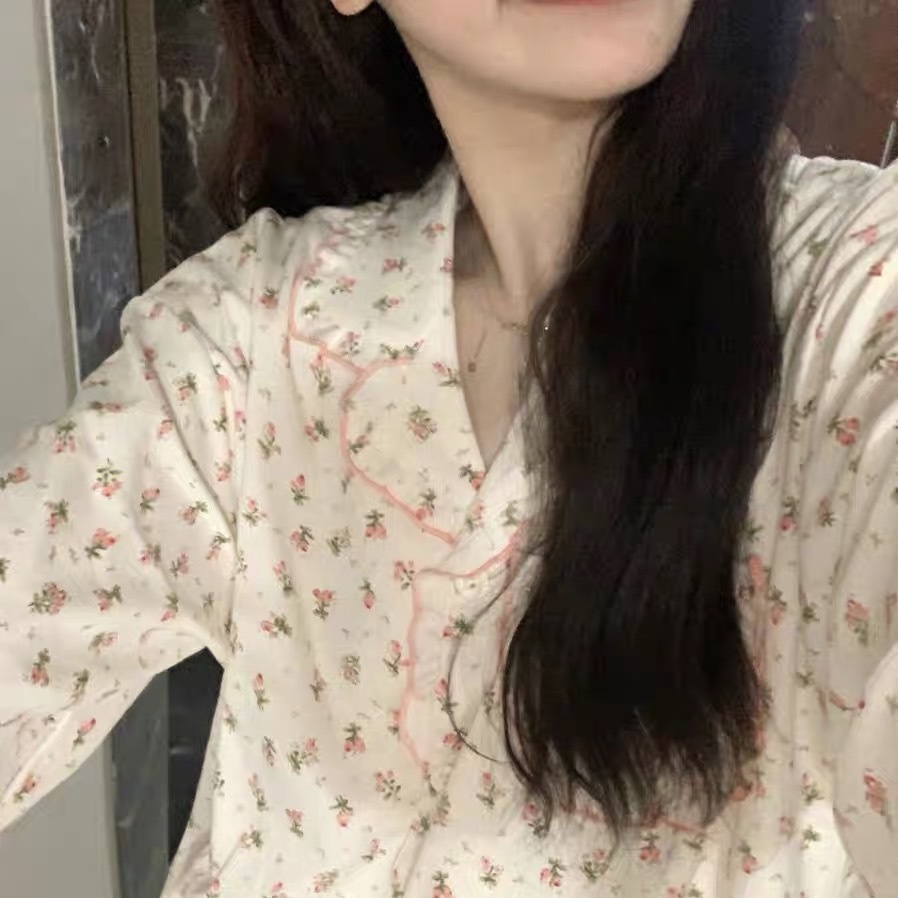 Bộ Đồ Ngủ Tay Dài Nhún Bèo In Họa Tiết Hoa Xinh Xắn Thời Trang Xuân Thu Chất Lượng Cao Cho Nữ