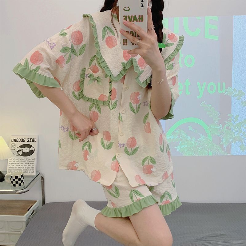 Bộ Đồ Ngủ Áo Tay Ngắn Phối Bèo + Quần Short In Họa Tiết Hoa Tulip Thời Trang Mùa Hè Xinh Xắn Cho Nữ