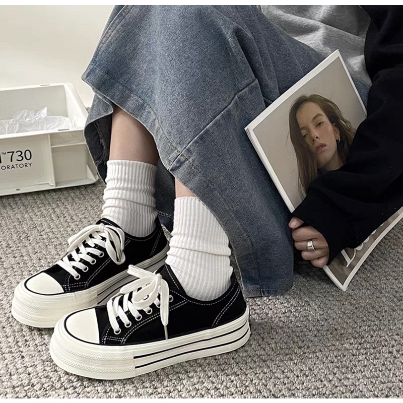 GIẢY THỂ THAO MISTERY ĐẾ CAO 3.5CM BUỘC DÂY