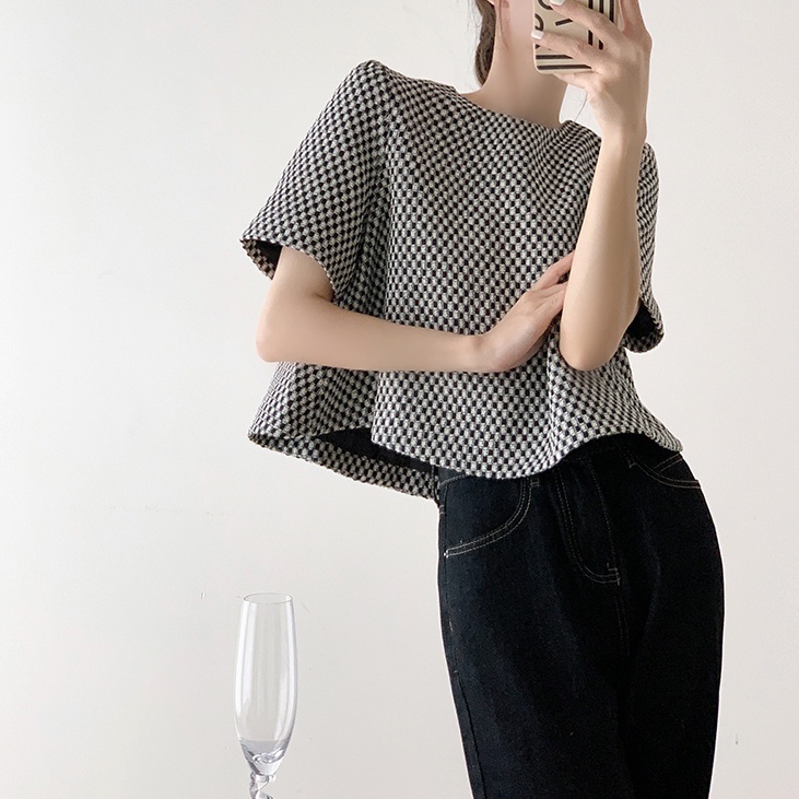 Áo Thun Nữ Ngắn Tay Cổ Tròn Thời Trang Hàn