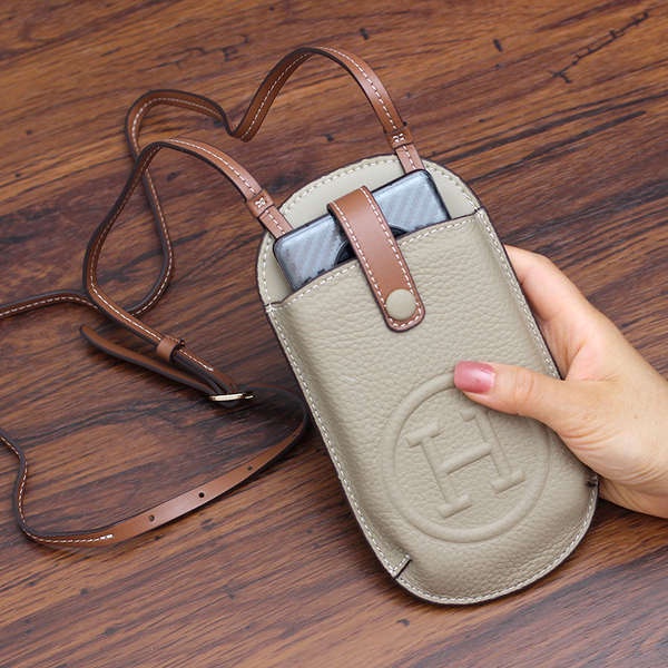 ♠Túi Da Bò Đeo Chéo Đựng Điện Thoại Thời Trang Mới Bán Chạy Năm 2023♨