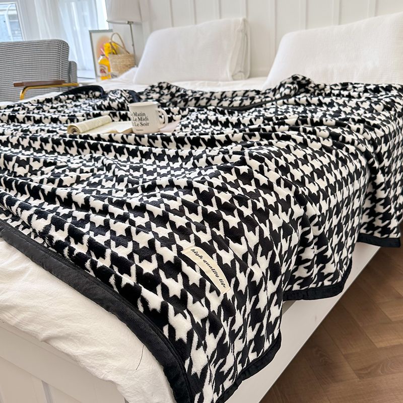 Chăn Lông Cừu San Hô Dày Dặn Thoáng Khí Dùng Trong Ghế sofa / Văn Phòng