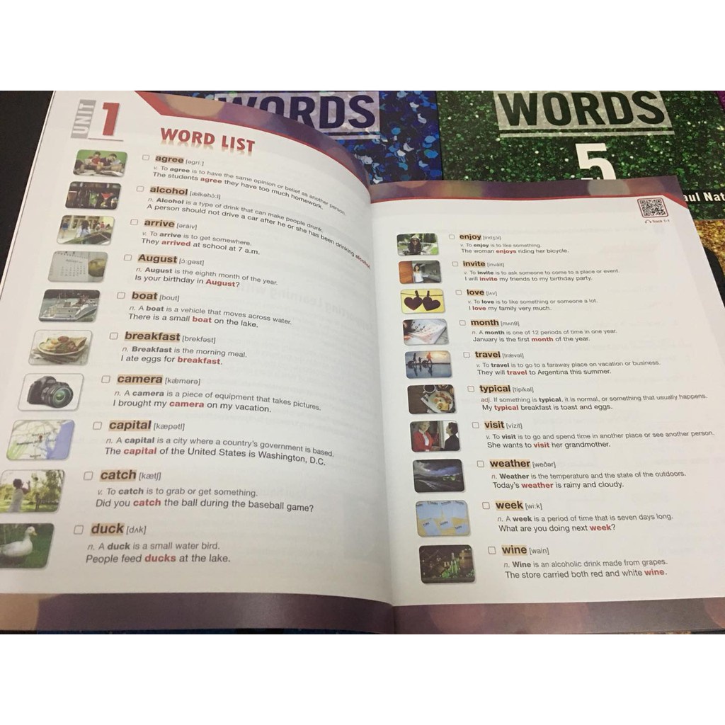 Hàng nhập 6q - 4000 Essential English Words + File nghe + Key