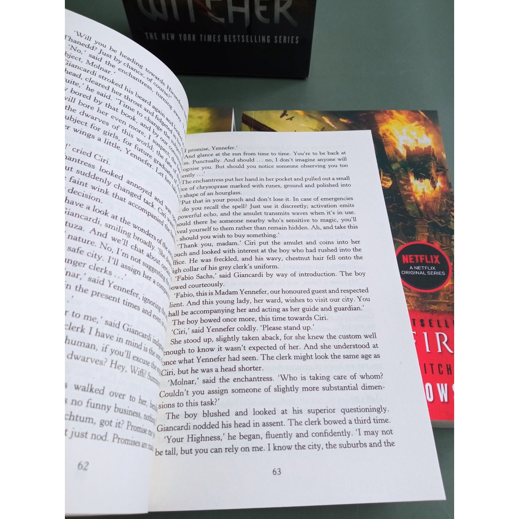 Bản nhập - Full boxset 3c - The Witcher Stories Boxed Set - The Last Wish Sword of Destiny - Hot!!!