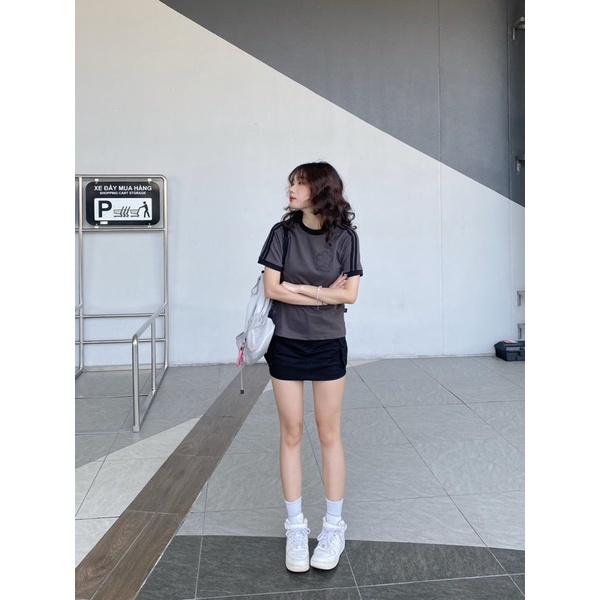 ÁO SMILEY FLOWER XÁM