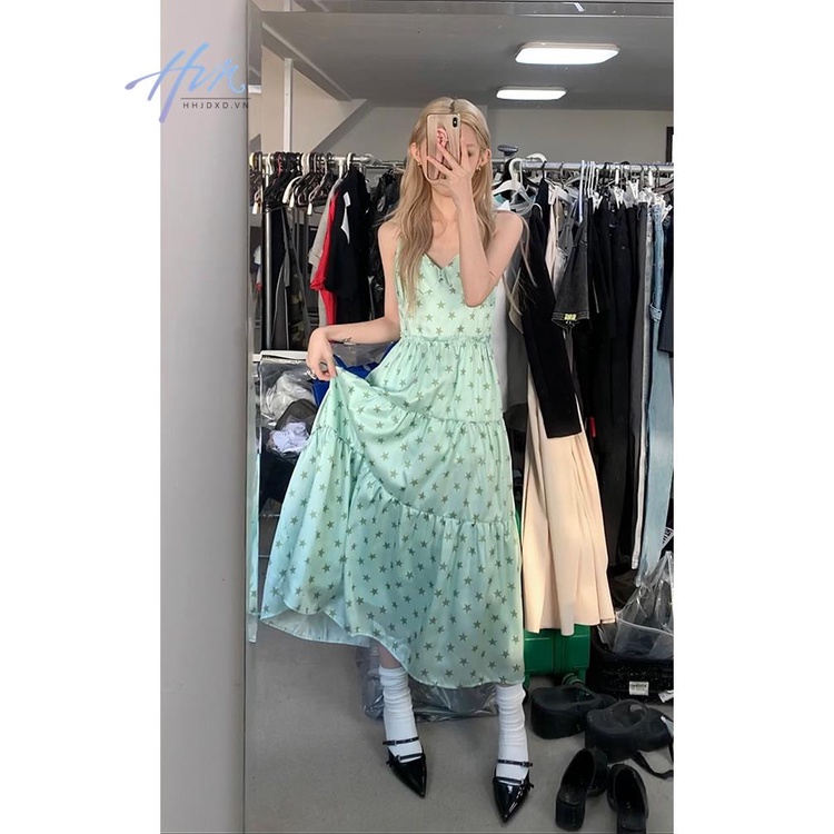 Đầm Hai Dây Cổ Chữ V Vải Satin Dáng Rộng In Hình Ngôi Sao Màu Xanh Bạc Hà Thời Trang