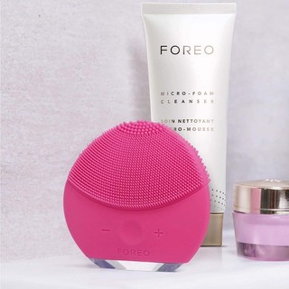 Máy rửa mặt Foreo Luna Mini 2 (tặng kèm sữa rửa mặt cùng hãng)