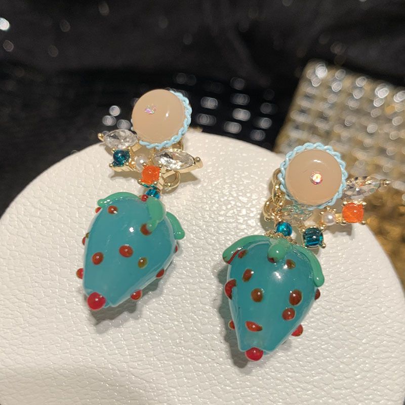 Bông Tai Mạ Bạc 925 Hai Mặt Hình Trái Dâu Xinh Xắn