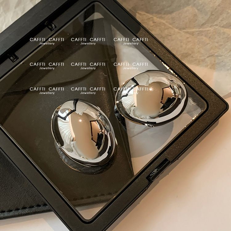 Khuyên Tai Hình Trứng Vàng Bóng Phong Cách Âu Mỹ Cao Cấp Cho Nữ