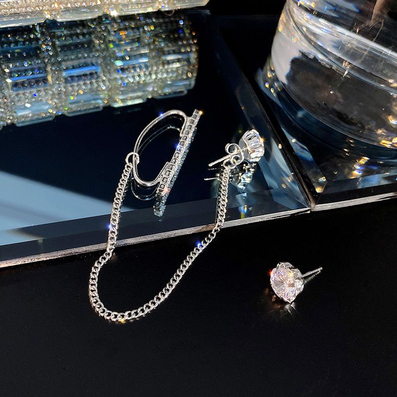 Khuyên Tai Dạng Kẹp Không Đối Xứng Phong Cách Hàn Quốc Mới 2023