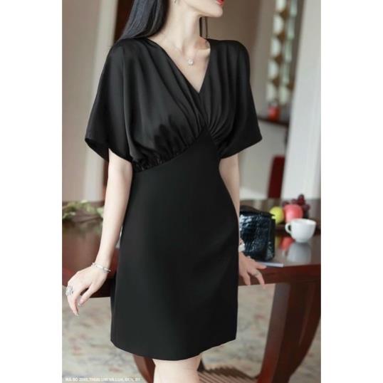 ĐẦM DẠO PHỐ CỔ TIM TAY CÁNH DƠI