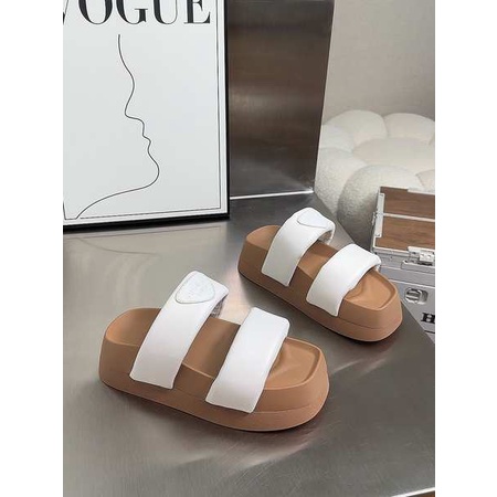 Dép lê tăng chiều cao nữ mẫu mới da thật đế dày dép sandal nữ