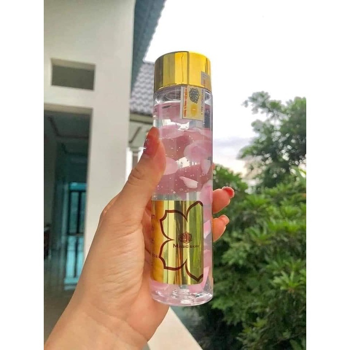 CỐT TUYẾT HOA ANH ĐÀO DƯỠNG DA CẤP ẨM CAO CẤP