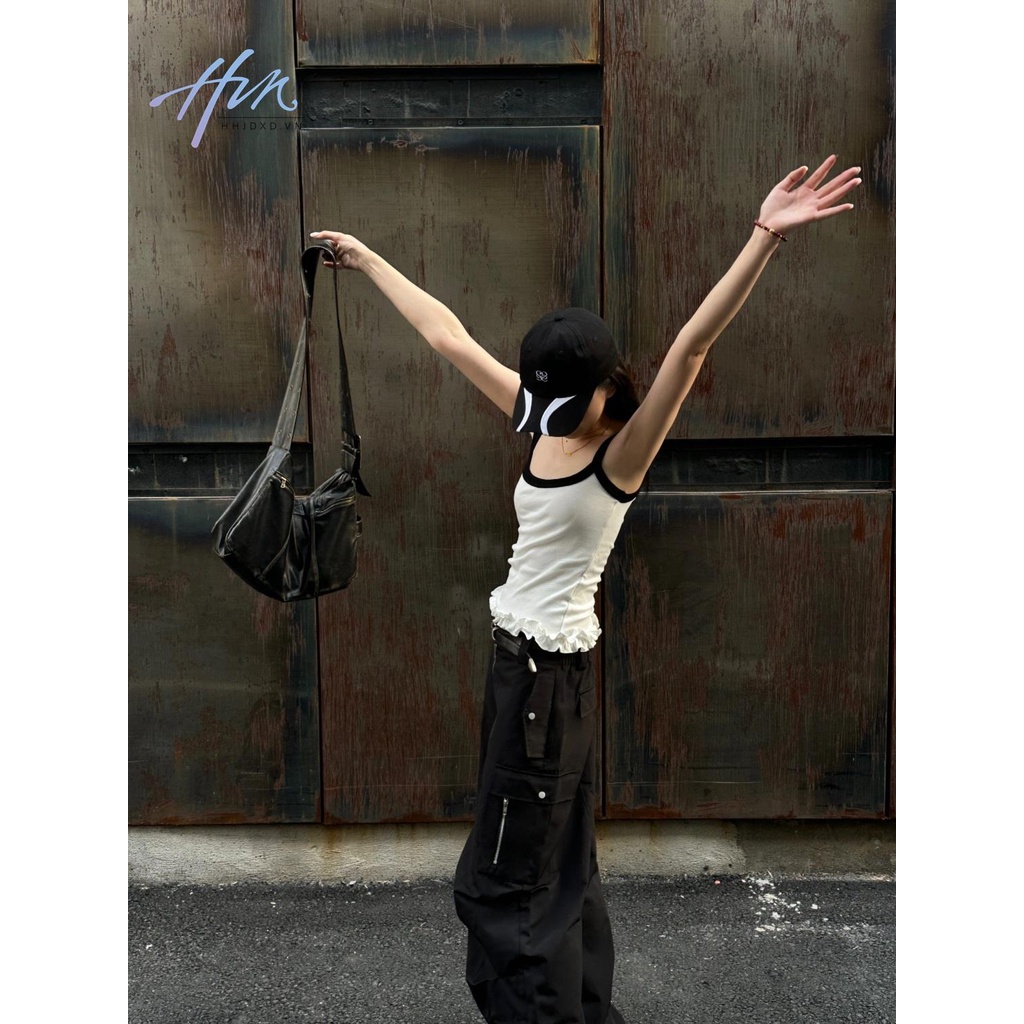 Áo Hai Dây Cotton Màu Trắng Đen Thiết Kế Xếp Ly Ôm Dáng Đơn Giản Hợp Thời Trang Cho Nữ