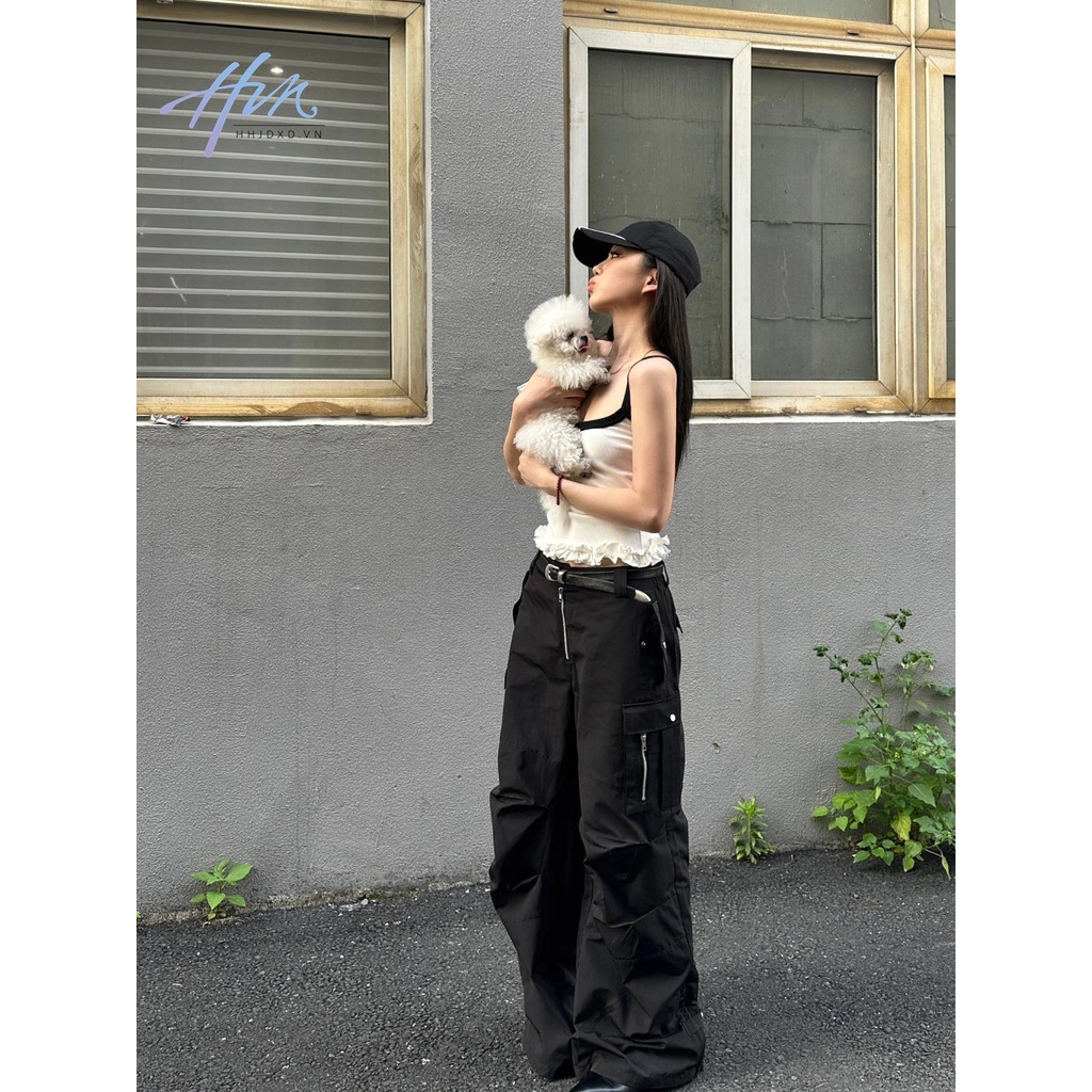 Áo Hai Dây Cotton Màu Trắng Đen Thiết Kế Xếp Ly Ôm Dáng Đơn Giản Hợp Thời Trang Cho Nữ