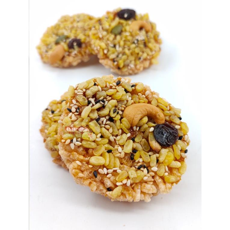 Bánh gạo rắc ngũ cốc và các loại hạt  Thong Ampai  Rice Cracker with Grains and Nuts Topping