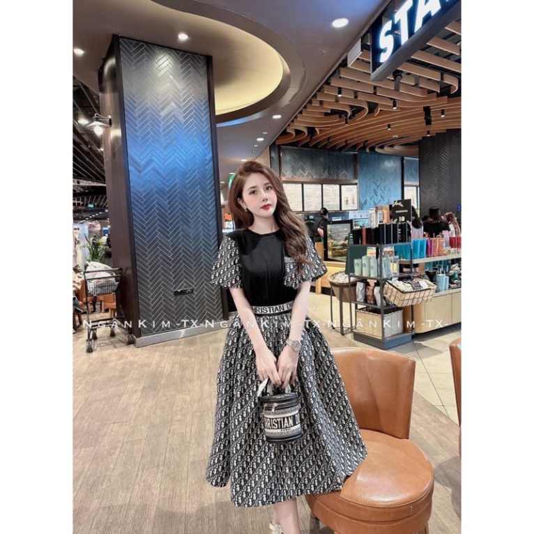 𝗩𝗶𝗱𝗲𝗼 𝗔̉𝗻𝗵 𝗧𝗵𝗮̣̂𝘁 ✔ Sét phối túi về hàng loại 1 Áo cotton khô sịn sò cv lụa Hàng kỹ Bo dệt lên form chuẩn Sỉ