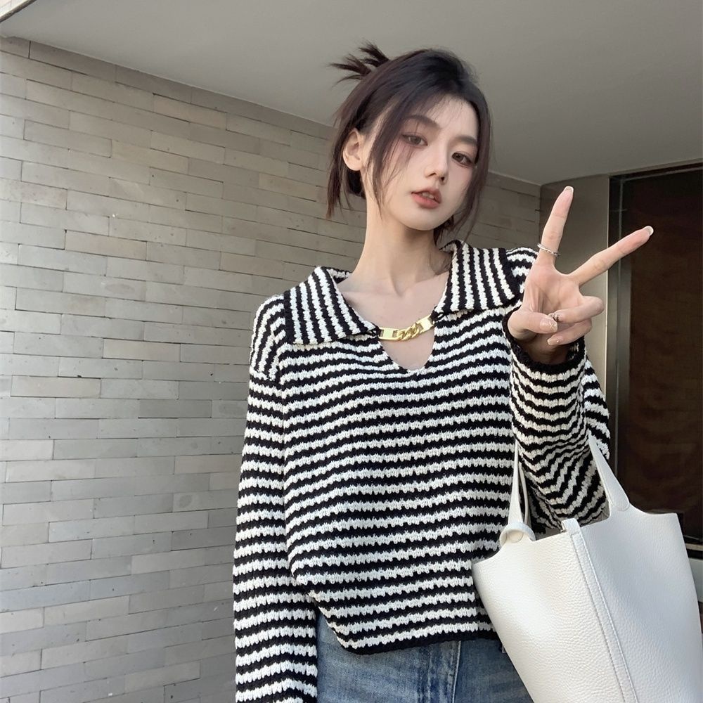 Jiashucheng Áo Sweater Dáng Rộng Họa Tiết Kẻ Sọc Viền Kim Loại Kiểu Pháp Hepburn Thời Trang Mùa Xuân Mới Cho Nữ